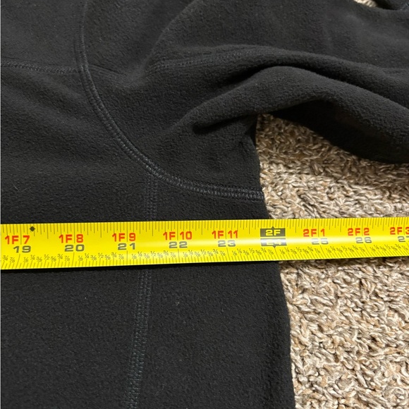 Patagonia Black Quarter-Zip Fleece - Picture 6 of 7